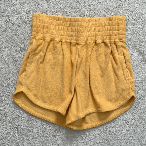 Abercrombie | Dolphin Hem Terry Shorts - Picture 2 of 5